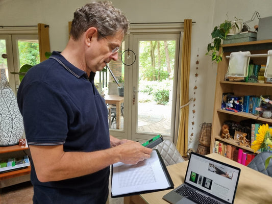 Hoe meet ik wifi- en 5G-straling thuis?